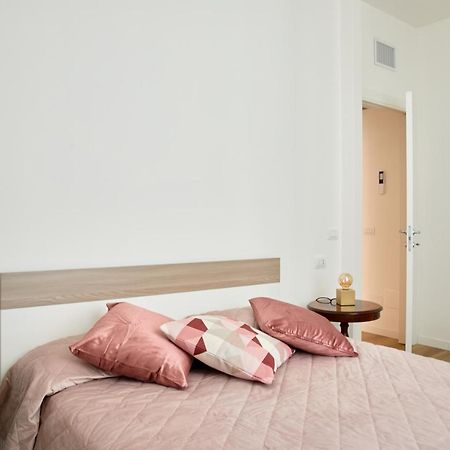 Xenia Apartments - Apartment In Fondazione Prada ミラノ エクステリア 写真