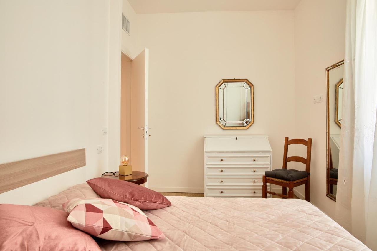 Xenia Apartments - Apartment In Fondazione Prada ミラノ エクステリア 写真